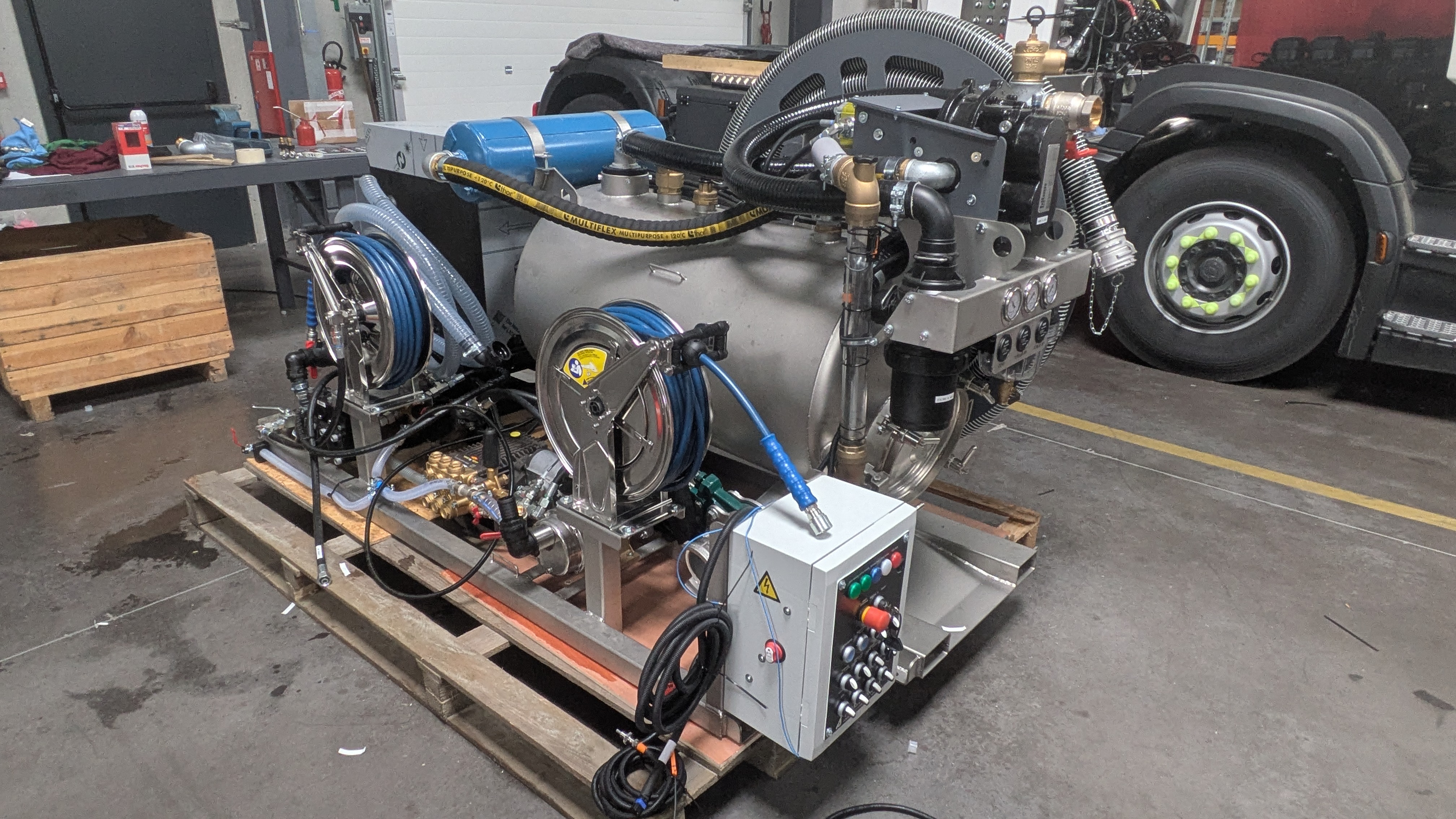 Assainiconcept Combiné x_Groupe combiné eau chaude by Toni Küpfer SA