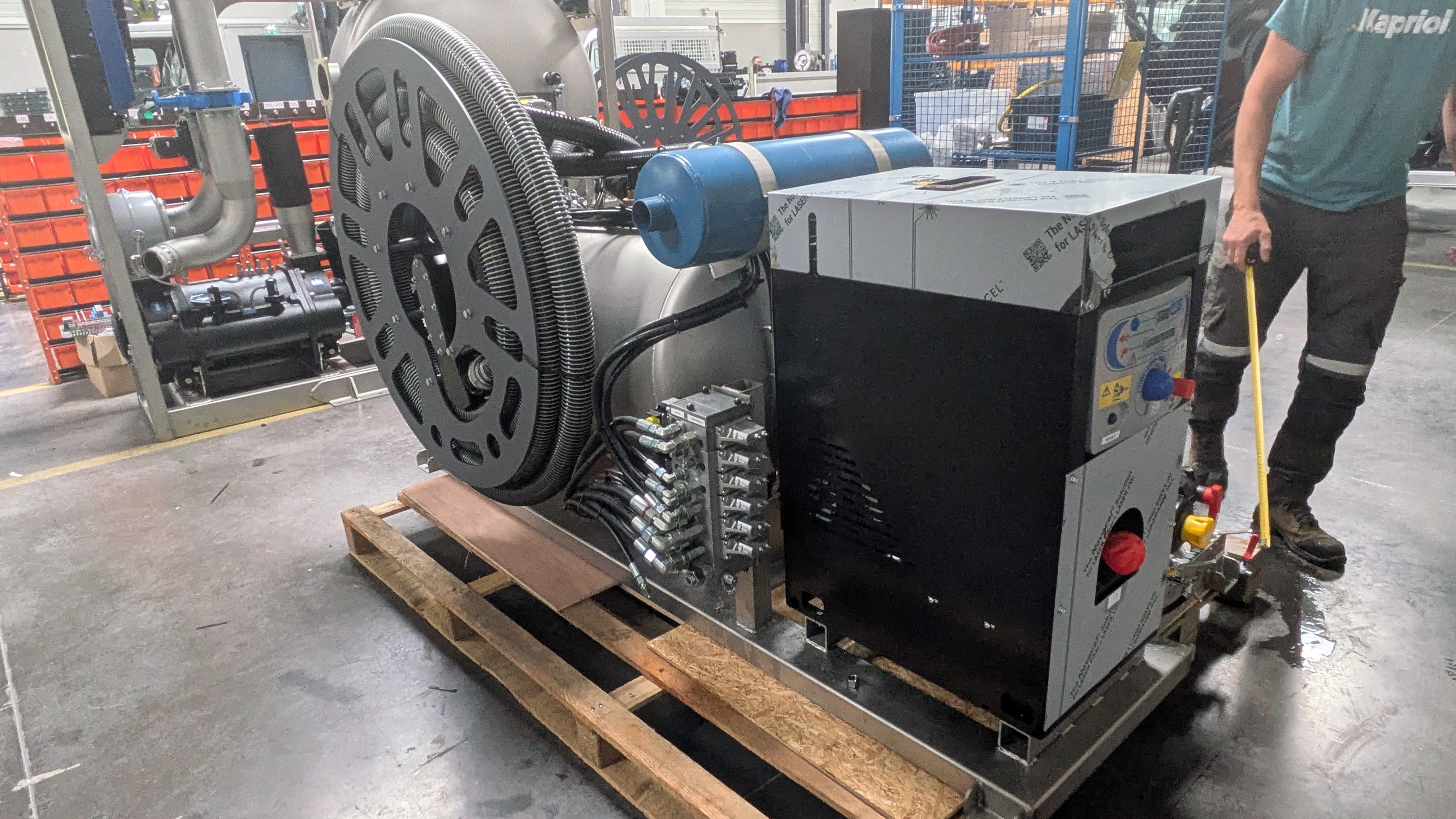 Assainiconcept Combiné x_Groupe combiné eau chaude by Toni Küpfer SA